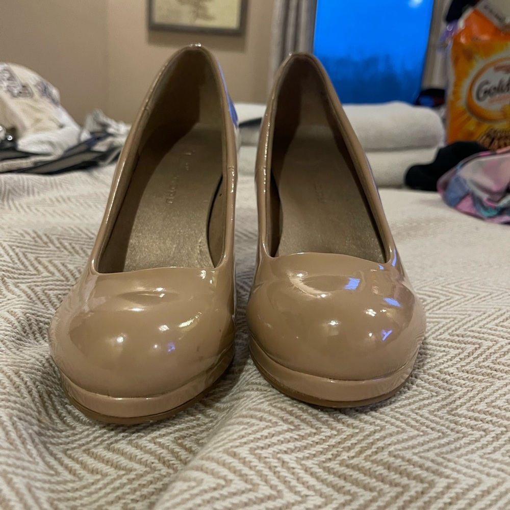 Nude interview shoes